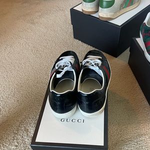 Gucci shoes